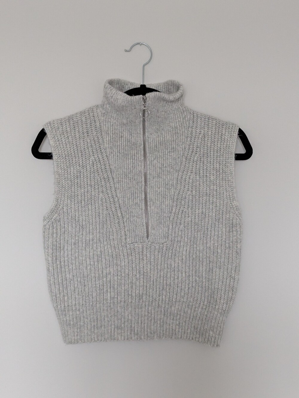 Ruby Moon Soft Sleeveless Half-Zip Crop Knit Sweater Vest - Light Gray